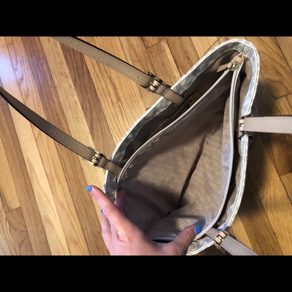 Michael Kors Tote - Picture 3 of 4